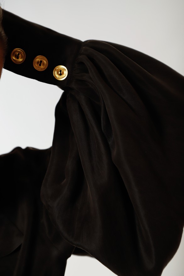 Silk shirt black