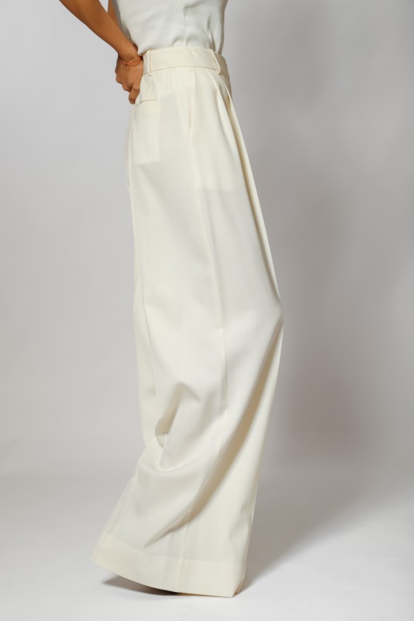 Woolen pants ivory